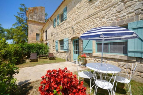 Maison de 2 chambres avec piscine partagee jardin amenage et wifi a Saintes Maries de la Mer